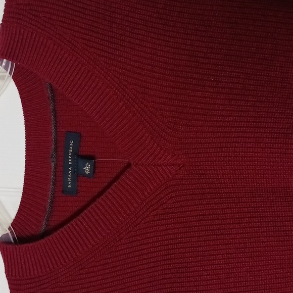 NWT Banana Republic Men's Maroon Wool Blend V-Neck Sweater Size L - Picture 2 of 9
